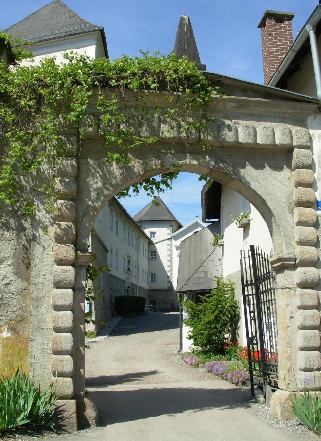 Hotel Kloster Wernberg Exterior foto